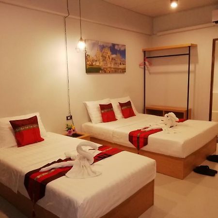 Little Lanna Guesthouse Chiang Mai Ngoại thất bức ảnh