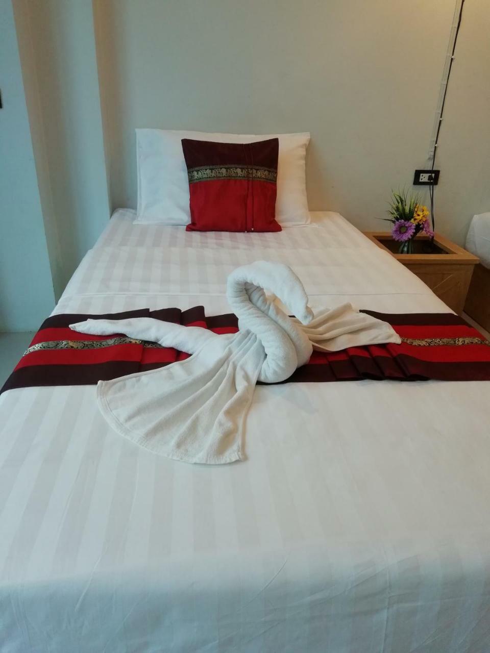 Little Lanna Guesthouse Chiang Mai Ngoại thất bức ảnh